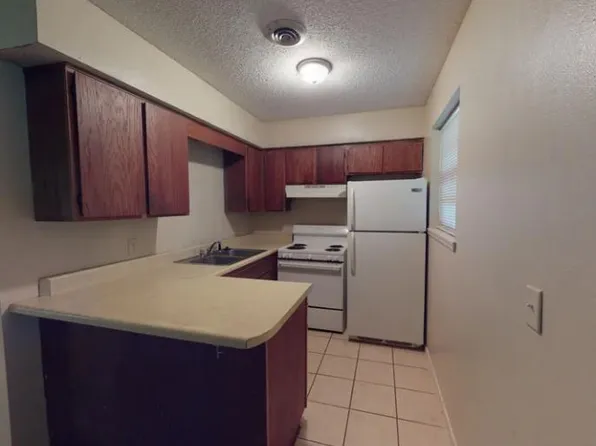1110 W Tyler Ave #2, Stillwater, OK 74075
