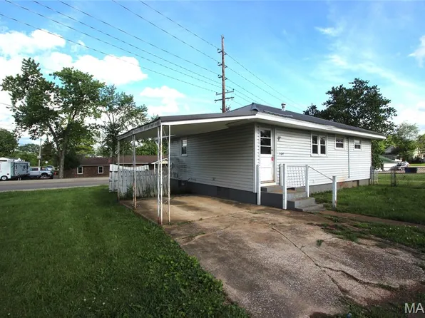 104 N Vandervoot St, Desloge, MO 63601