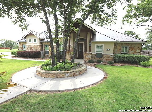 5th image of 145 Diamond View Dr
