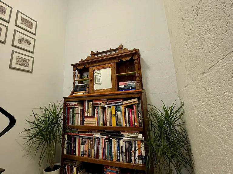 212 Giles St #8 — Photo 2