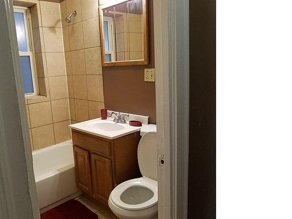 5th image of 7944 S Lafayette Ave #1