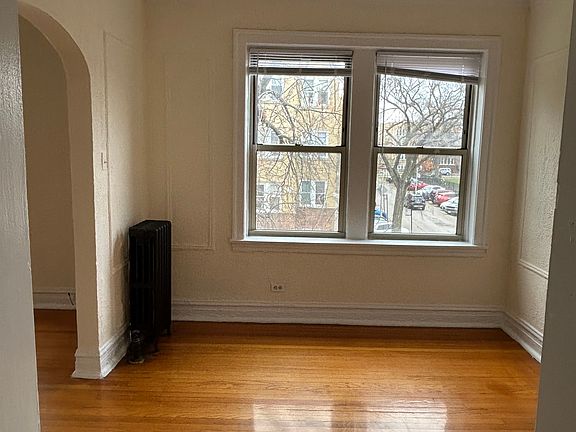 5th image of 4957 N Whipple St