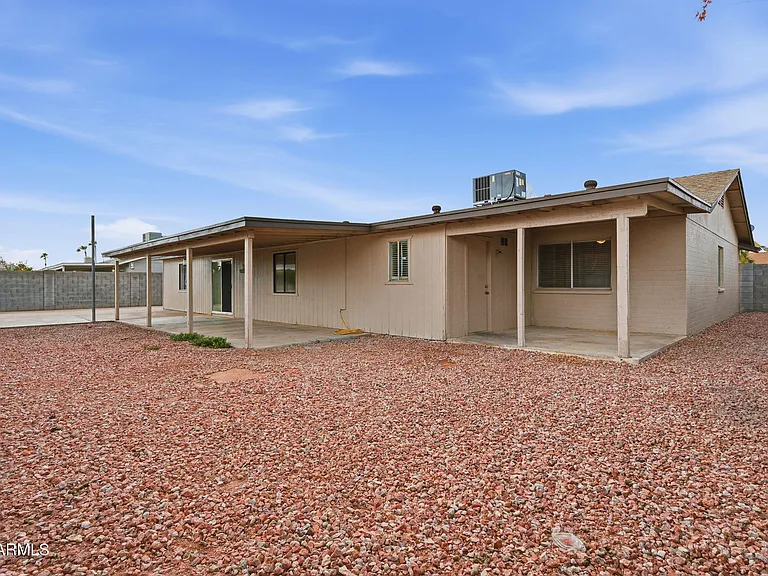 4731 W Paradise Ln — Photo 38