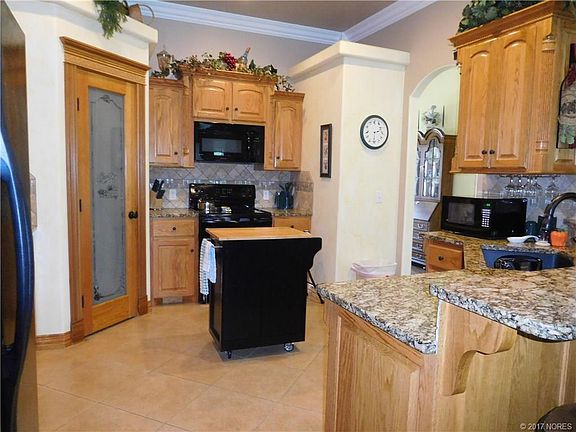 5th image of 1212 Stonegate Ln