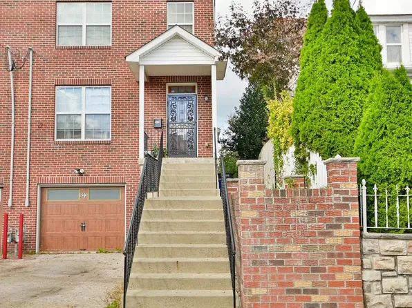 923 E Gorgas Ln, Philadelphia, PA 19150