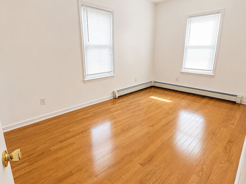 1st image of 5986 Grand Ave #1D