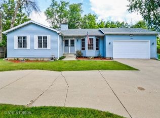 1344 W Beach Rd, Waukegan, IL 60087