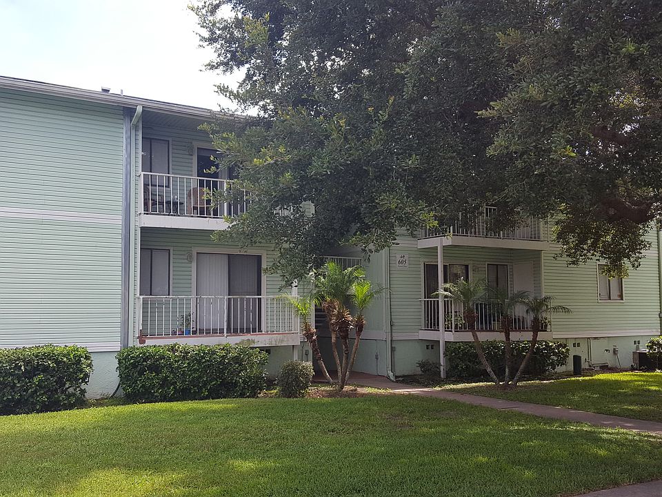1st image of 605 Fenton Pl Unit 101