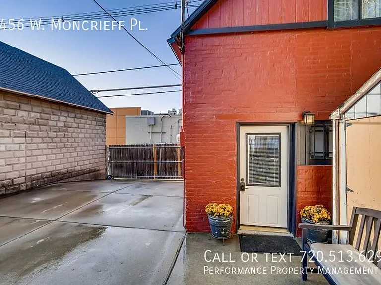 3456 W Moncrieff Pl — Photo 3