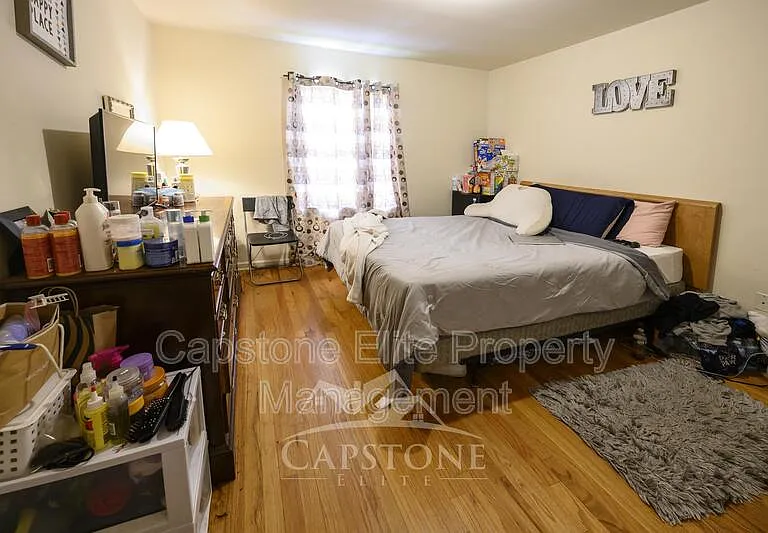 161-163 Sussex Ave #2-2-2 — Photo 1