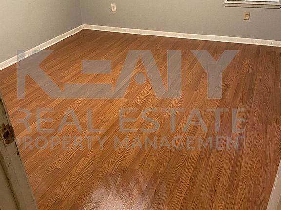 5th image of 310 Vieux Orleans Cir #C