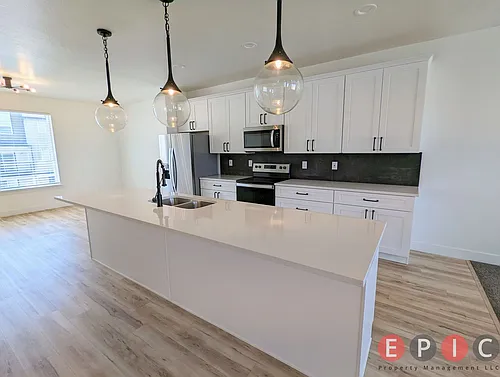 566 Lewski Lane - Residential Photo 1