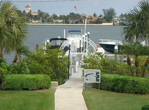 5th image of 3901 S Flagler Dr APT 1002