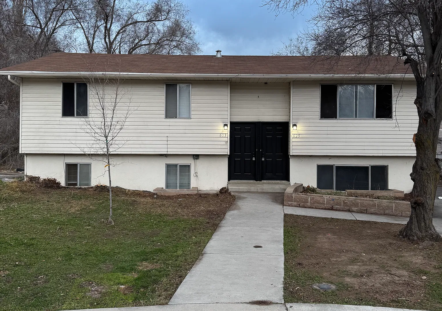 Newly remodeled 3-Bedroom, 1-Bathroom Duplex in Provo, UT — Photo 1