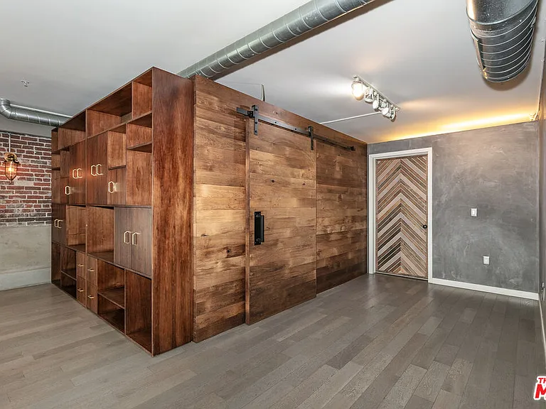 527 Molino St #202 — Photo 18