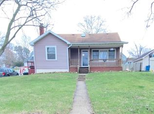 328 Castle St, Lowell, IN 46356