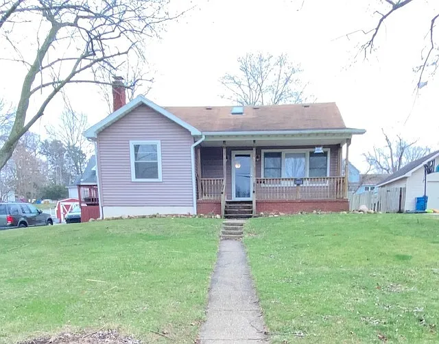 328 Castle St photo 1