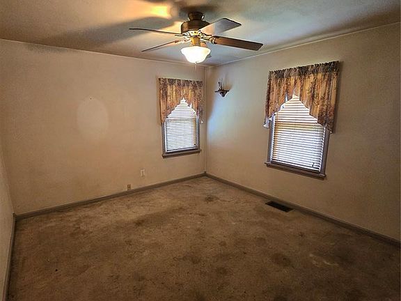 3rd image of 4129 Rode Ave