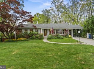 11514 Gainsborough Rd, Rockville, MD 20854