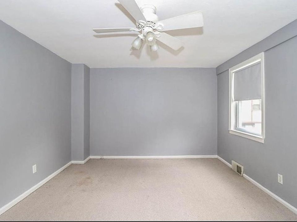 1st image of 166 Newman St #Townhouse