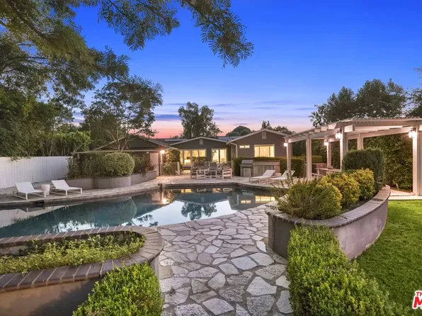 6002 Jumilla Ave, Woodland Hills, CA 91367