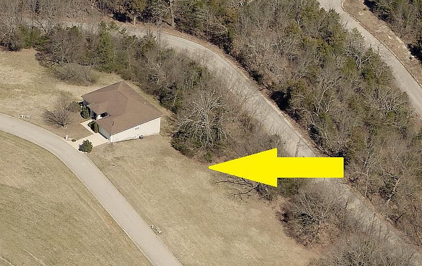1st image of 210 Eagle Crst
