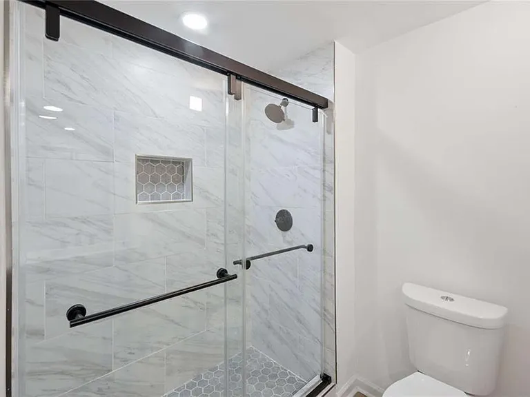 1466 Keys Crossing Dr NE — Photo 16