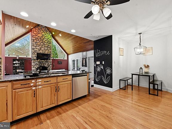 3rd image of 147 Pratts Dam Rd