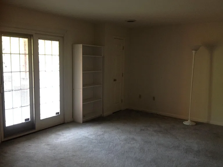 2051C Raleigh Rd — Photo 10