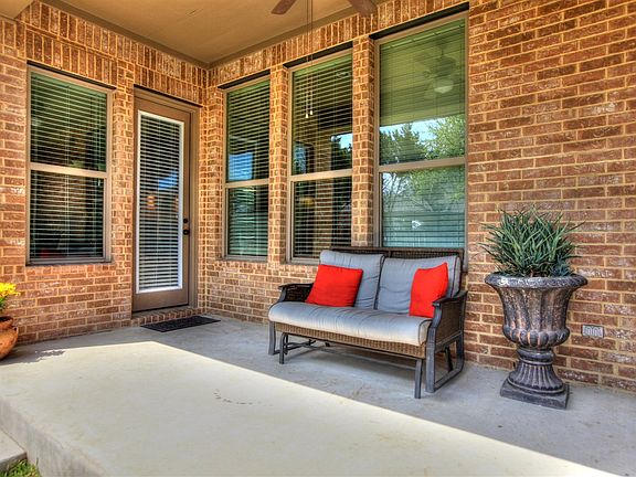 5th image of 3013 Midwood Ln