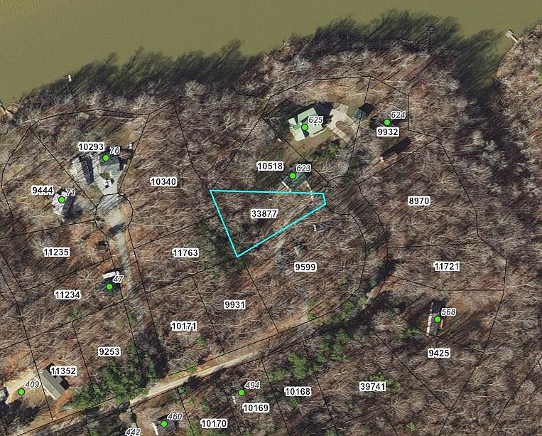 1st image of 15 Holly Hill Dr