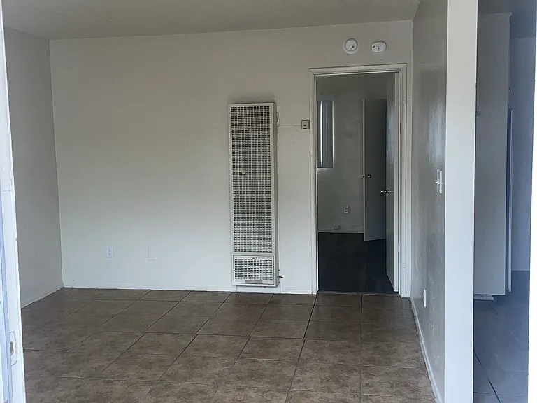 7339 McKinley St — Photo 4