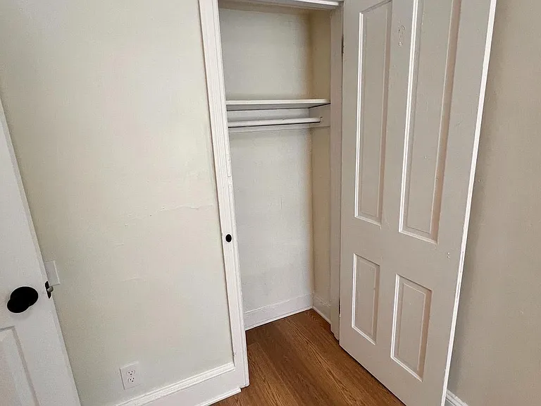 1704 Tulip St — Photo 12