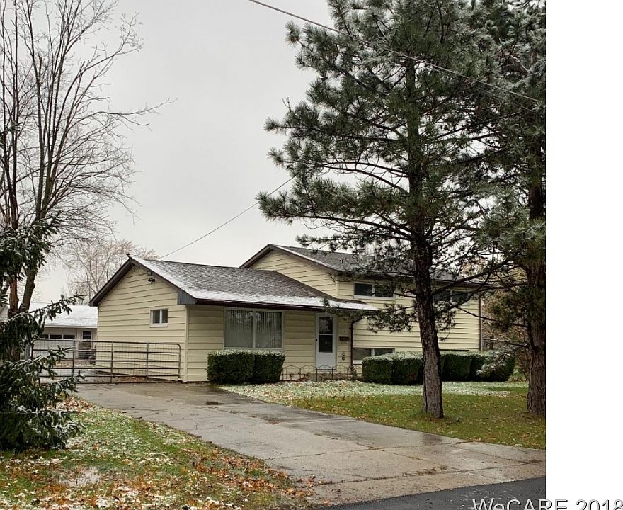 1st image of 330 Ashwood Ave