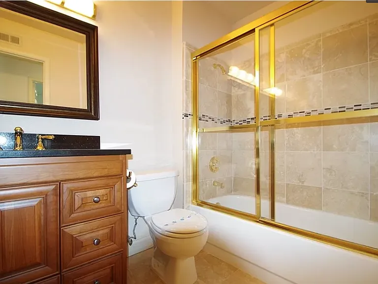 6797 Oak Forest Dr — Photo 13