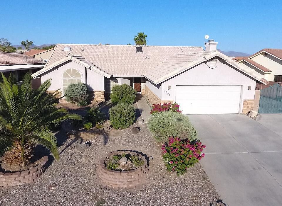 1st image of 3850 Smoketree Cir