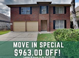 3631 Villa Glen Dr, Houston, TX 77088