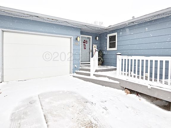 3rd image of 761 10 1/2 Ave W