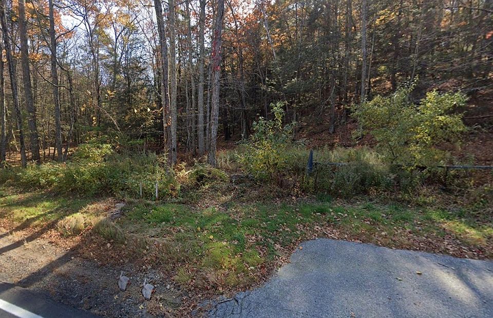 2nd image of 50 Lawson Rd