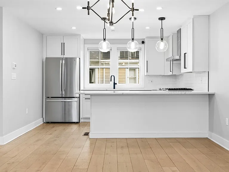 78 Tremont St #78 — Photo 8