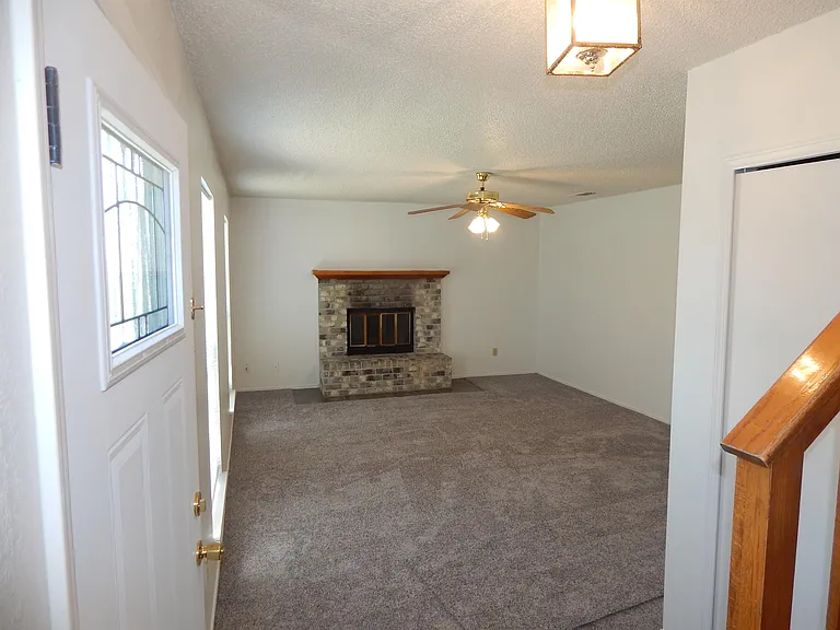 1613 Bobby Lee Dr — Photo 16