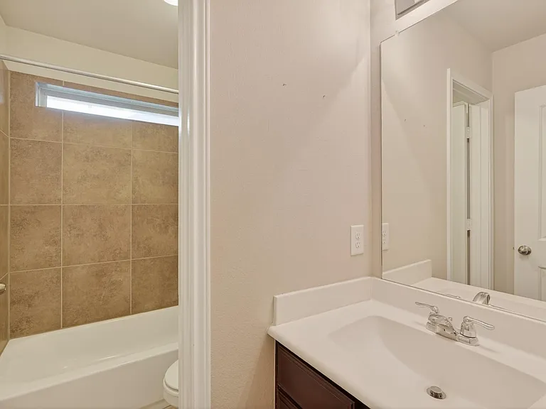 13302 Hidden Valley Dr — Photo 38