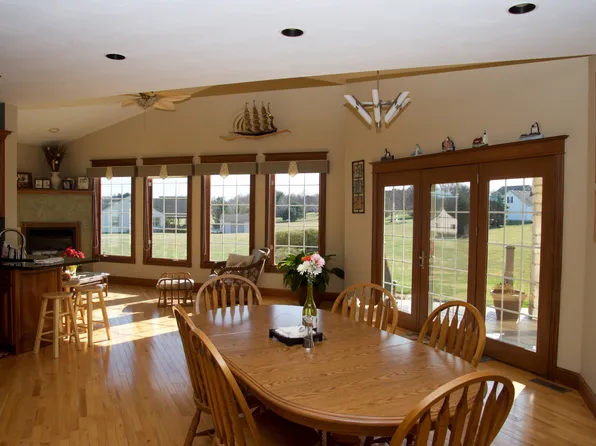1861 E Audubon Blvd, Lancaster, OH 43130