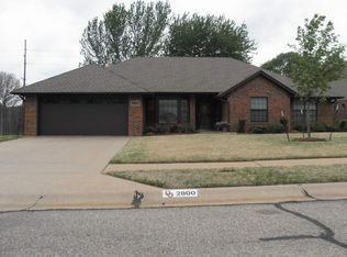 2800 Green Meadow Dr, Ponca City, OK 74604