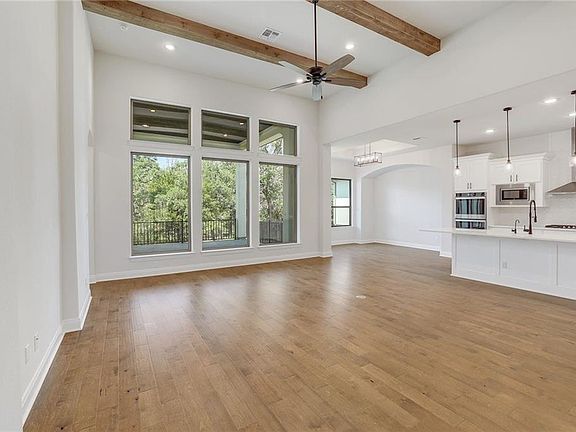 4th image of 136 Loysoya St