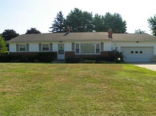 892 Dresden Dr, Mansfield, OH 44905