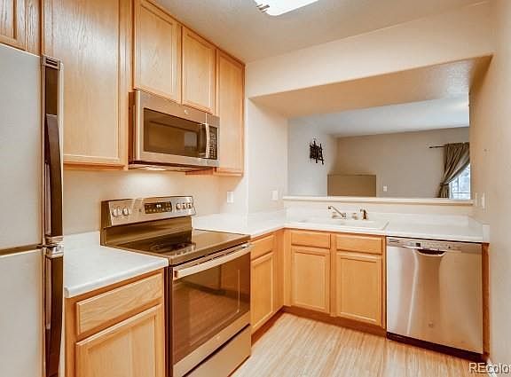4th image of 51 21st Ave APT 25