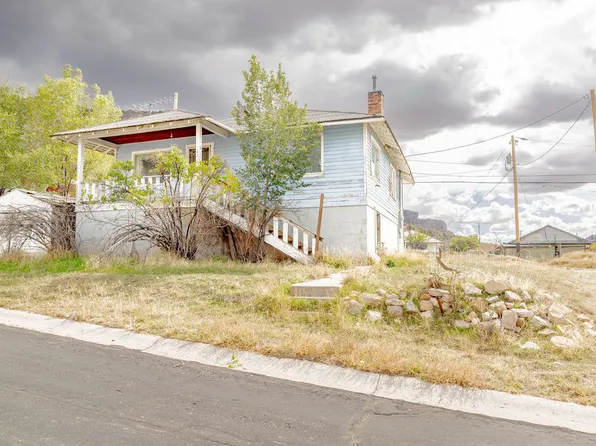 141 W 100 N, East Carbon, UT 84520