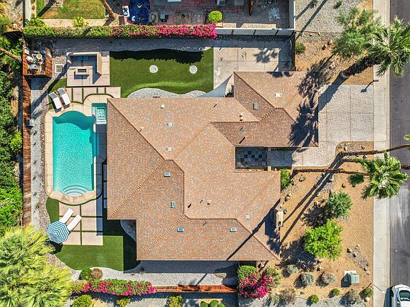 5th image of 72870 Tamarisk St