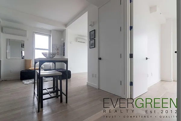 Rented by Pinn Realty | media 4